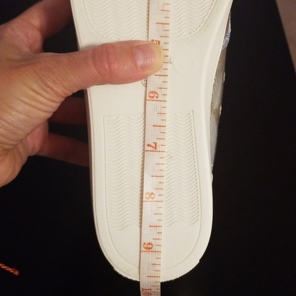 VICI ALL-STAR FAUX SUEDE METALLIC SNEAKERS - Picture 4 of 7